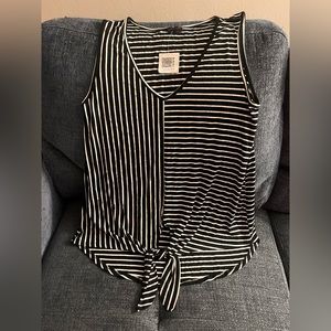 Sheila Rose black and White stripe Blouse tank. Size XL